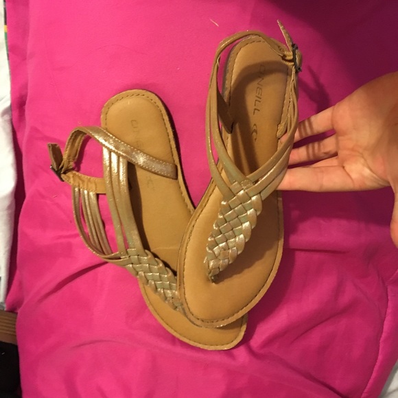 Multiple pairs of shoes size 6/7- $6 all or 2ea - Picture 4 of 8